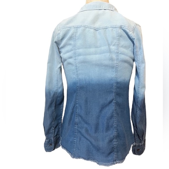Maurices Small Denim Chambray Long Sleeve Button Up Shirt Bleached Dip Dye - Picture 4 of 7